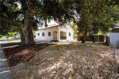 Photo of 132 E Penn Street, San Dimas, CA 91773 (MLS # IV25255415)