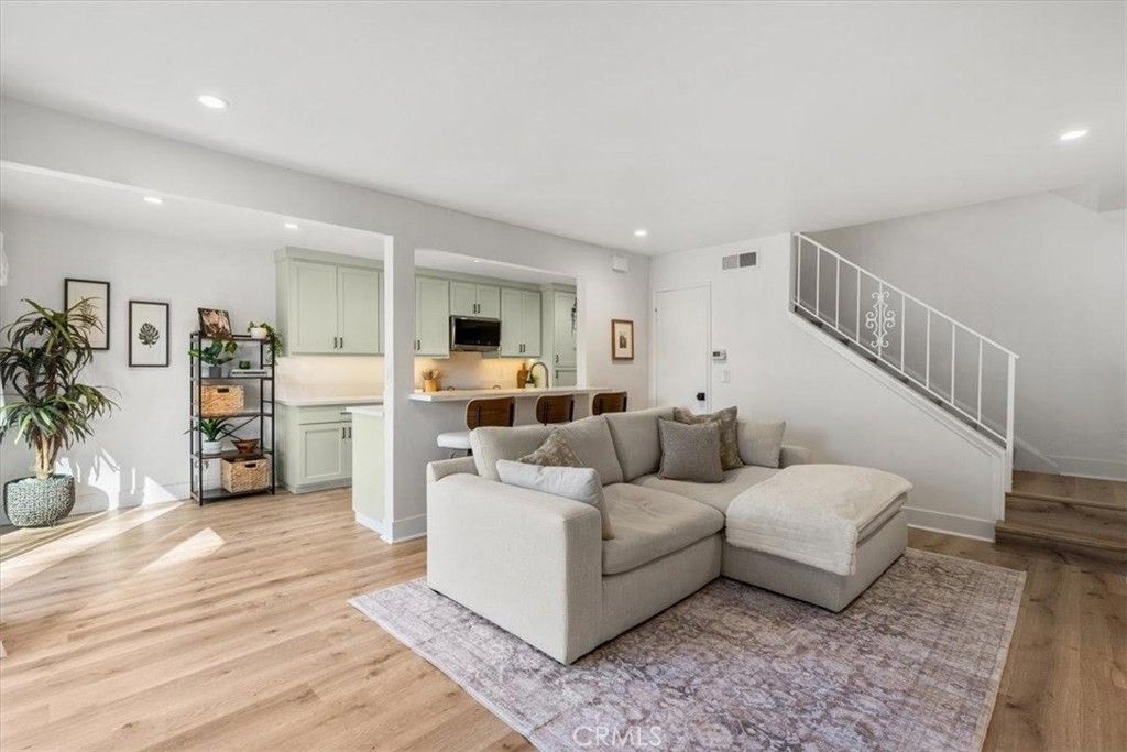 Photo of 1196 Landsburn Circle, Westlake Village, CA 91361 (MLS # PW25277576)