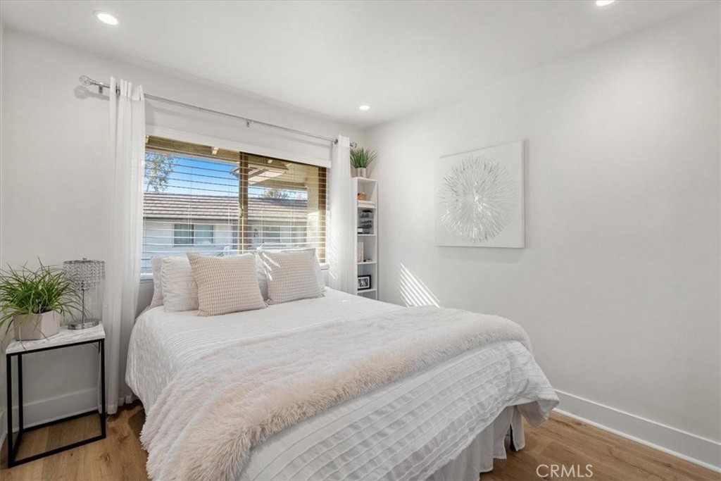 Village Green (725) - Residential