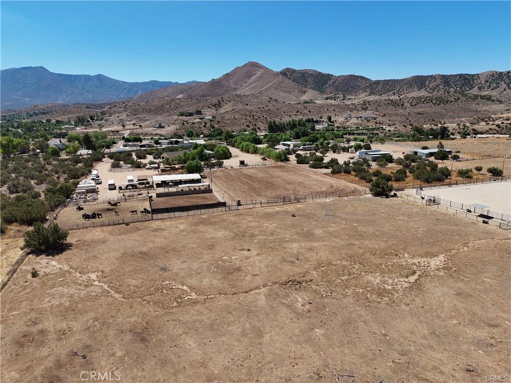 Custom Acton (CACTO) - Land