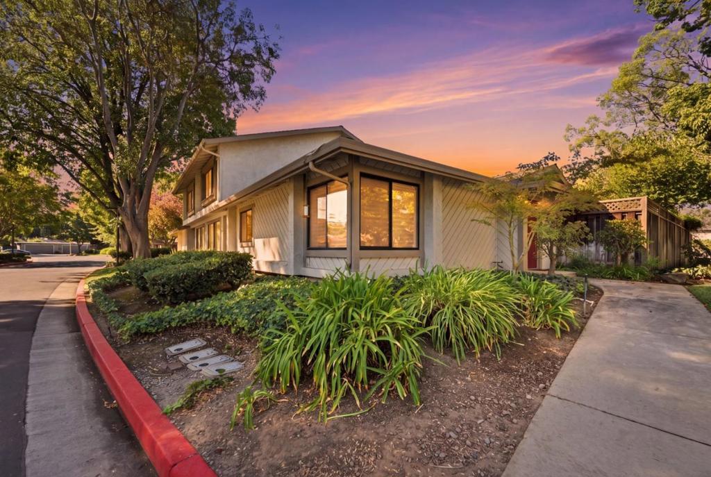 1113 Alonso Drive