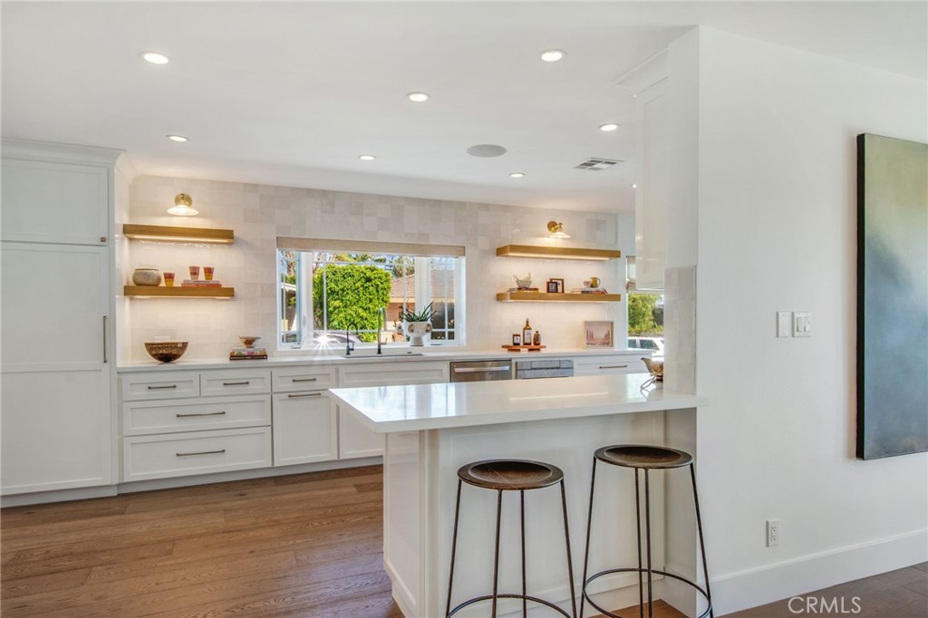 Irvine Terrace (IRVT) - Residential
