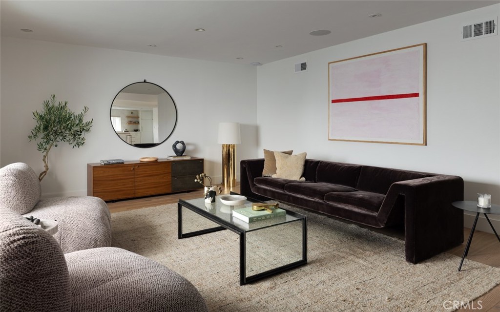 Irvine Terrace (IRVT) - Residential