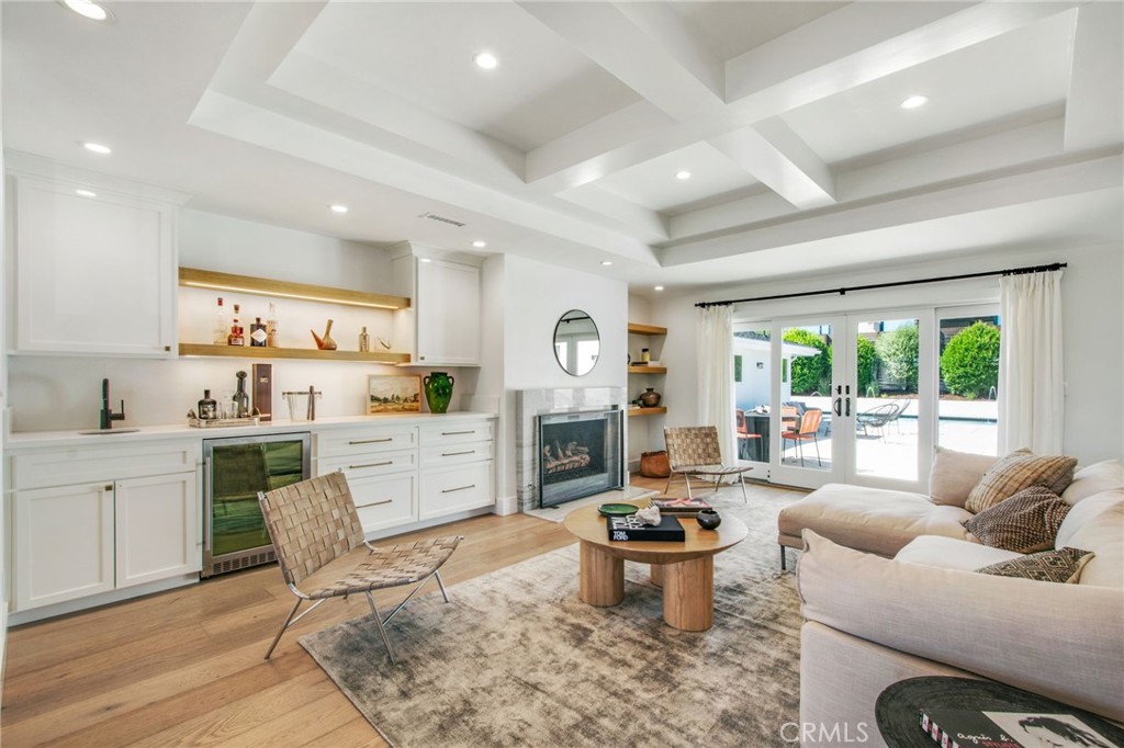 Irvine Terrace (IRVT) - Residential