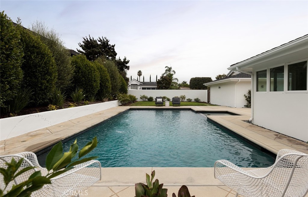 Irvine Terrace (IRVT) - Residential