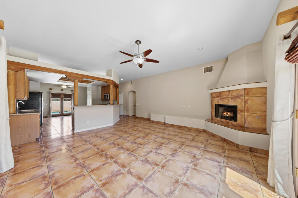 54220 Avenida Carranza