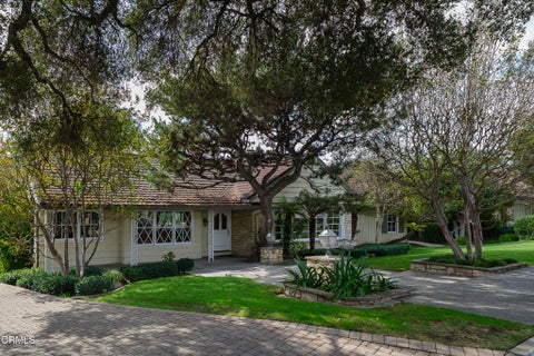 Photo of 4367 Shepherds Lane, La Canada Flintridge, CA 91011 (MLS # P1-29432)