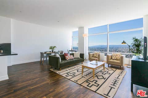 Photo of 900 W Olympic Boulevard #28C, Los Angeles, CA 90015 (MLS # 26847015)