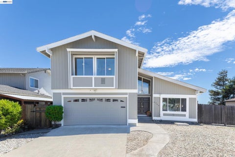 Photo of 2753 Toland Avenue DR, Fairfield, CA 94534 (MLS # 41143004)
