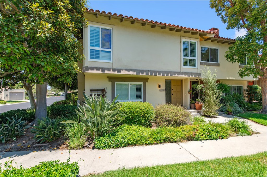 Bluffs Plaza Area (BOPL) - Residential
