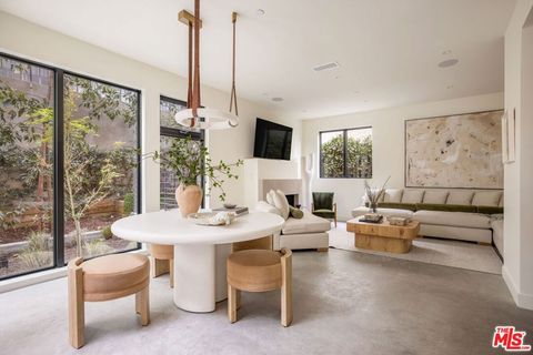 Photo of 929 Hilldale, West Hollywood, CA 90069 (MLS # 26697059)