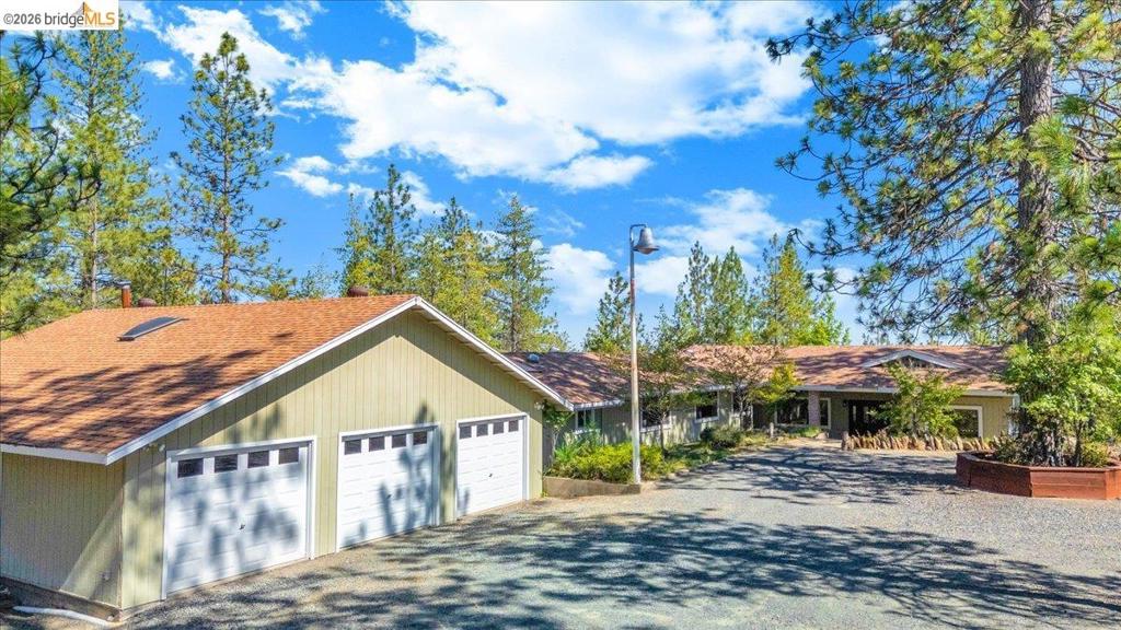 10421 Dexter Ln