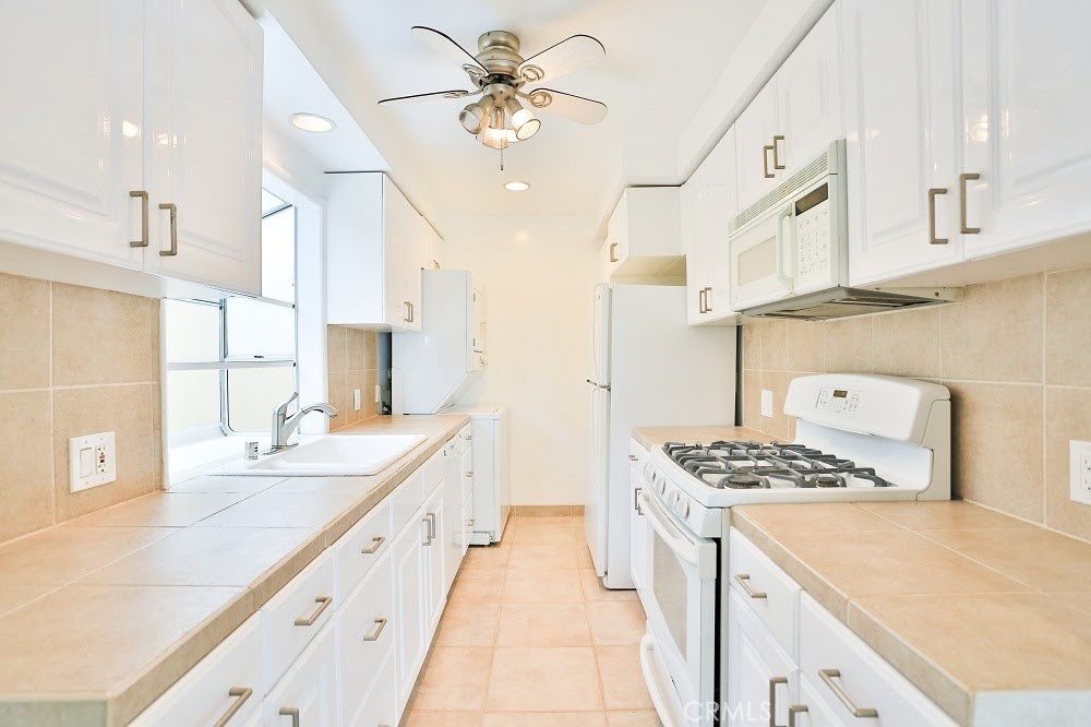 439 Via Lido Soud, Newport Beach CA 92663 - Photo 17