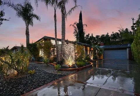 Photo of 16439 Kingsbury Street, Granada Hills, CA 91344 (MLS # SR26044580)