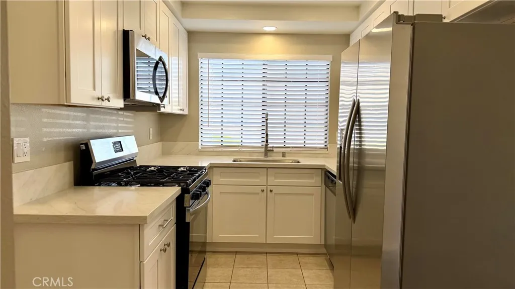 Anaheim, California 92801, United States, 3 Bedrooms Bedrooms, ,3 BathroomsBathrooms,Residential,Active,252385