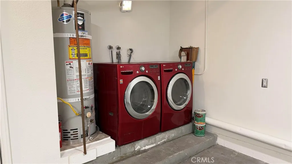 Anaheim, California 92801, United States, 3 Bedrooms Bedrooms, ,3 BathroomsBathrooms,Residential,Active,252385