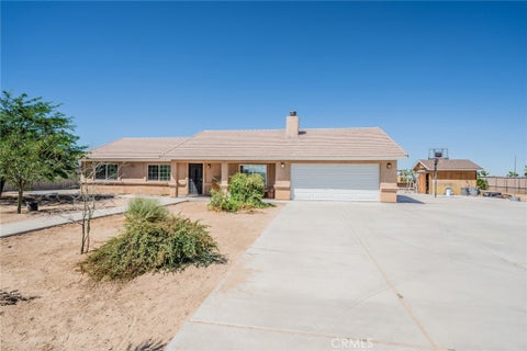 Photo of 11940 Pacific RD, Phelan, CA 92371 (MLS # IV26195112)