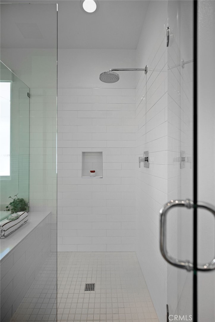 Genesis - Residential