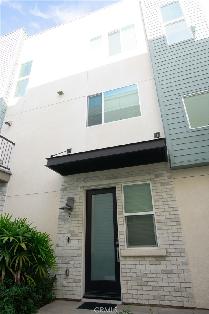 320 Bridgewater Way 7