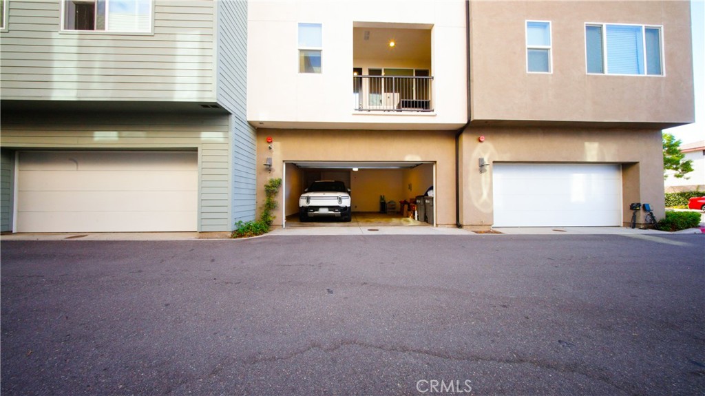 320 Bridgewater Way 7