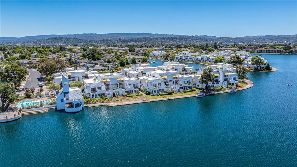 945 Lido Lane, Foster City CA 94404