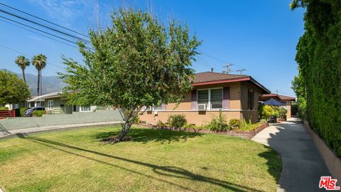 Photo of 814 S Mayflower Avenue, Monrovia, CA 91016 (MLS # 26843287)