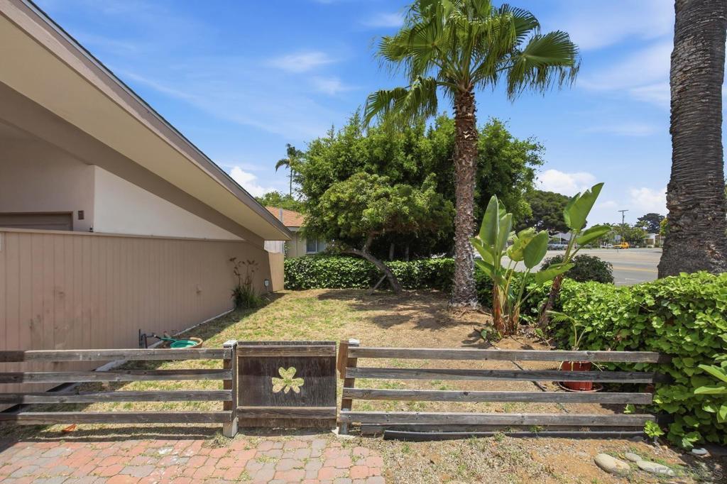 571 Marina Avenue