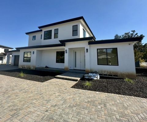 Photo of 10476 S Stelling Road, Cupertino, CA 95014 (MLS # ML82042922)