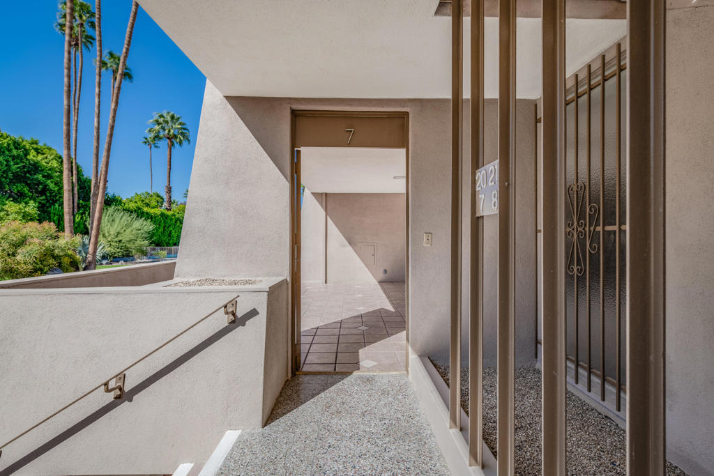 Old Las Palmas - Residential