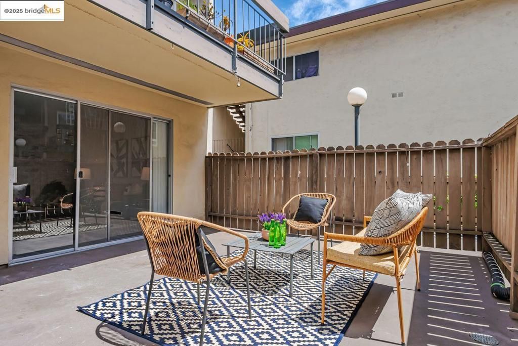 listing image 130722116840945033974