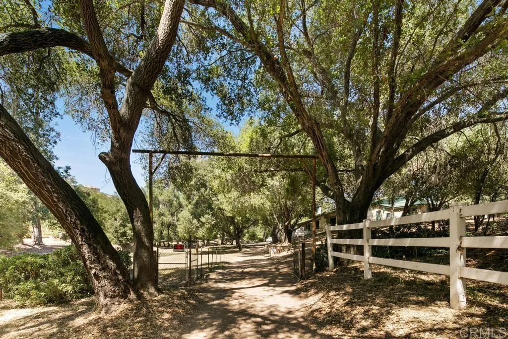 Poway, California 92064, United States, 3 Bedrooms Bedrooms, ,3 BathroomsBathrooms,Residential,Active,161206