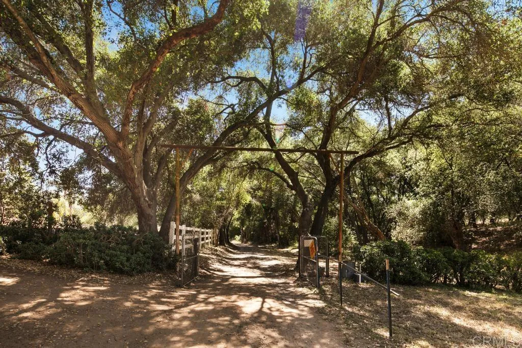 Poway, California 92064, United States, 3 Bedrooms Bedrooms, ,3 BathroomsBathrooms,Residential,Active,161206