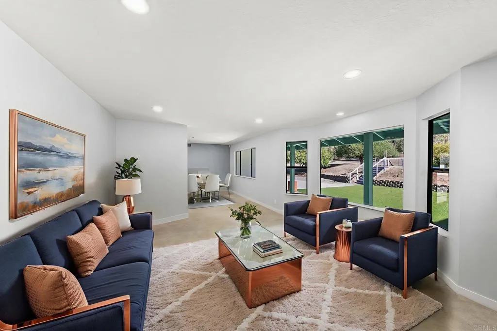 Poway, California 92064, United States, 3 Bedrooms Bedrooms, ,3 BathroomsBathrooms,Residential,Active,161206