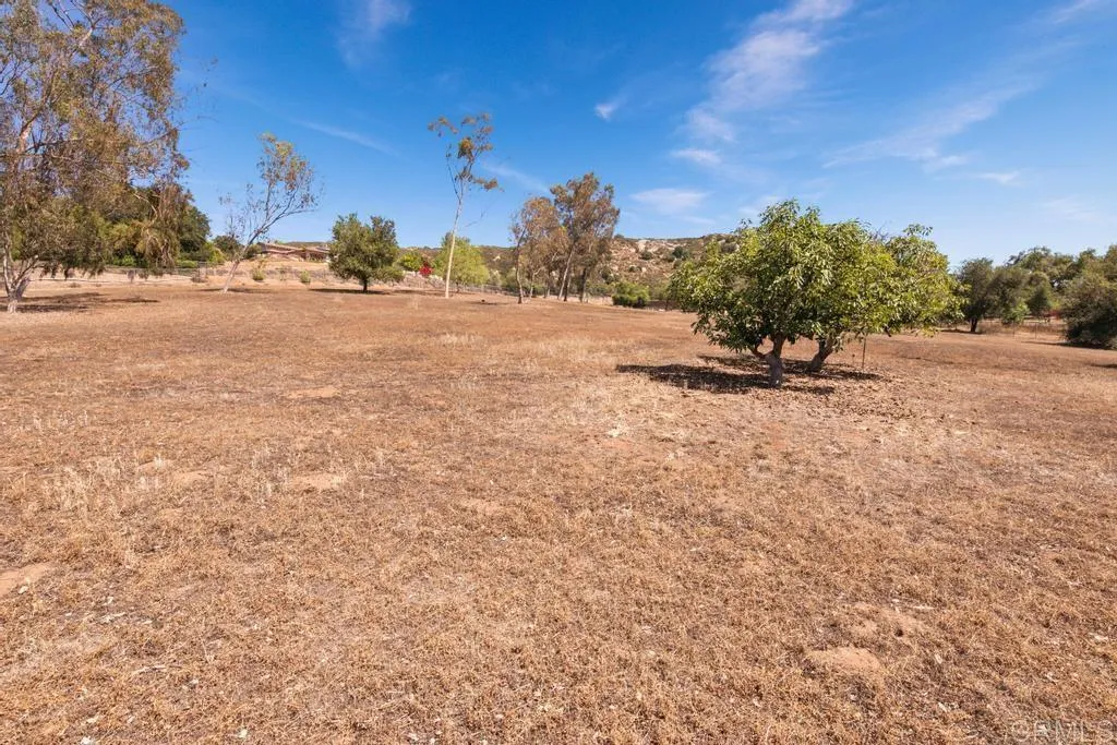 Poway, California 92064, United States, 3 Bedrooms Bedrooms, ,3 BathroomsBathrooms,Residential,Active,161206