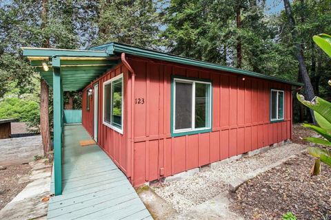 Photo of 123 Pine Avenue, Felton, CA 95018 (MLS # ML82044594)