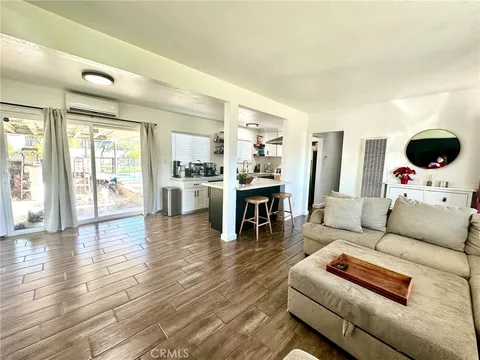 MLS: PW25262552