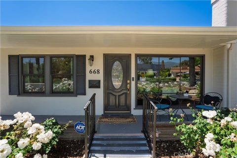 Photo of 668 W 12th ST, Claremont, CA 91711 (MLS # CV26191230)