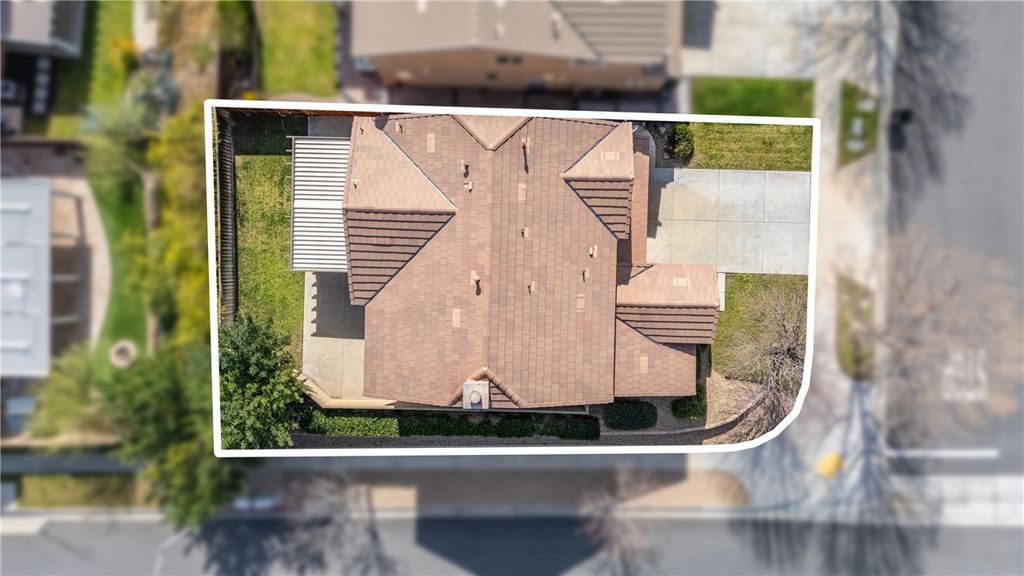 Photo of 3999 Quartzite Lane, San Bernardino, CA 92407 (MLS # IV26033273)