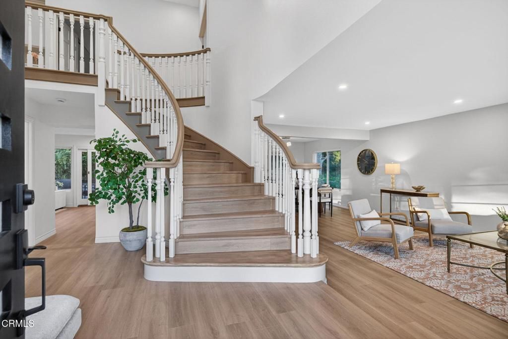 Photo of 2225 Calle Riscoso, Thousand Oaks, CA 91362 (MLS # V1-33970)