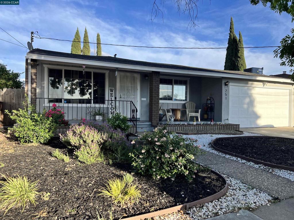 251 Rose Ann Ave.