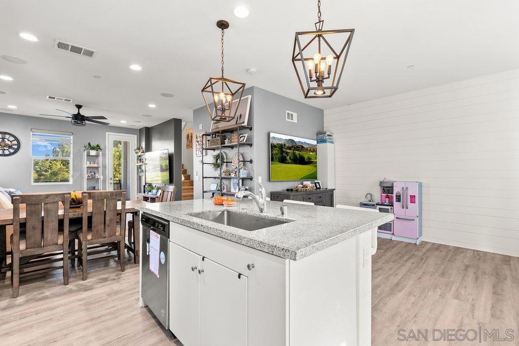 San Luis Rey - Residential