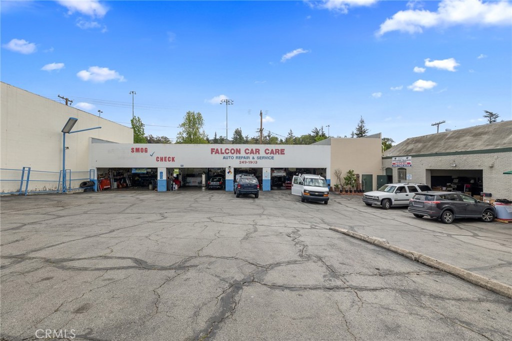 3450 N Verdugo