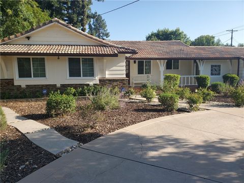 Photo of 23154 Mariano ST, Woodland Hills, CA 91367 (MLS # SR26112152)