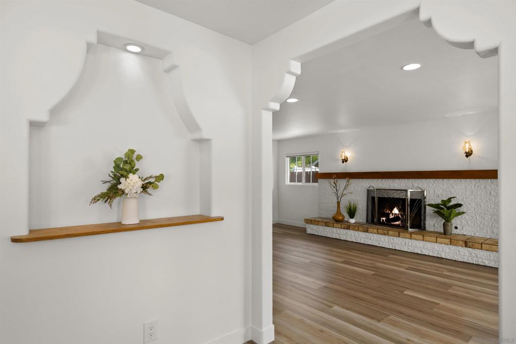 1835 Westward Ho Circle