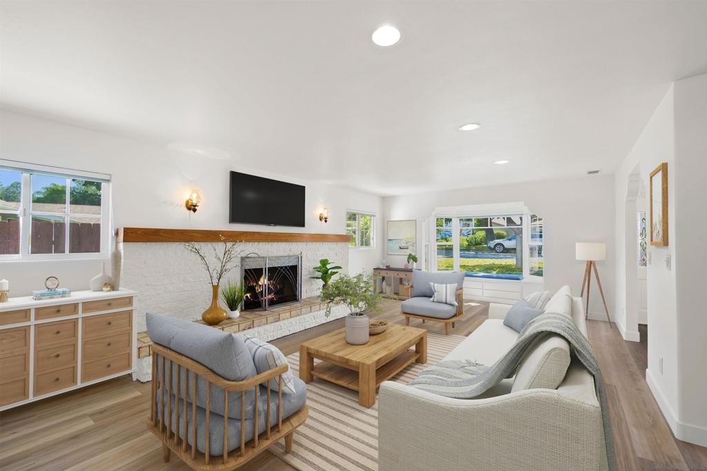 1835 Westward Ho Circle