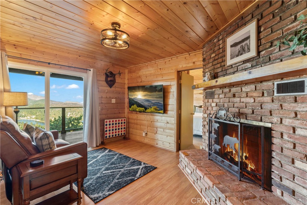 Crestline (CRES) - Residential