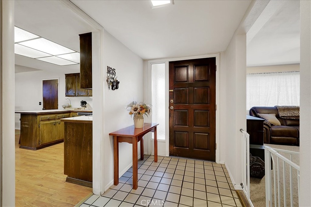 2037 S George Washington