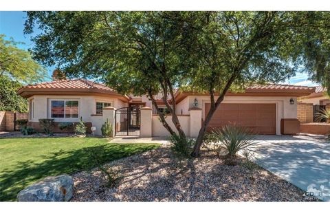Photo of 108 Clearwater Way, Rancho Mirage, CA 92270 (MLS # TR26091291)