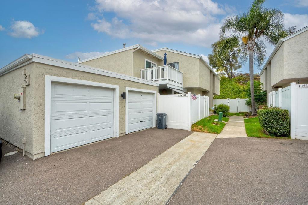 1341 Caminito Septimo