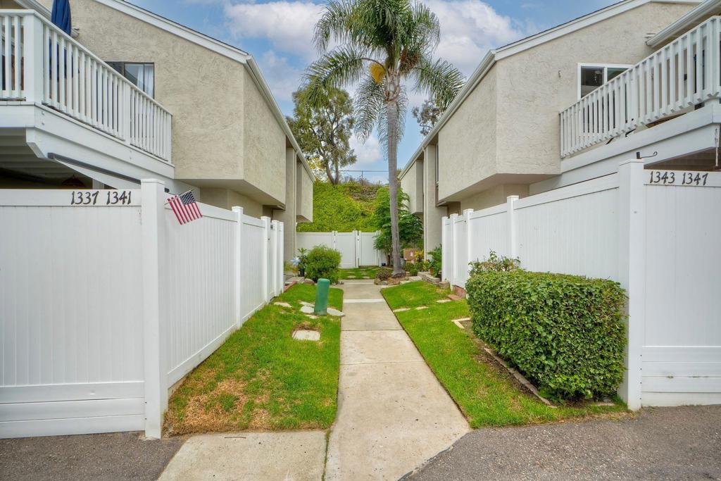 1341 Caminito Septimo